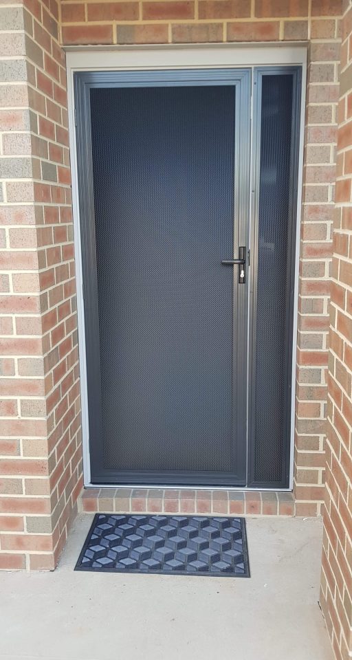 PrivacyGuard Security Door and Side Panel