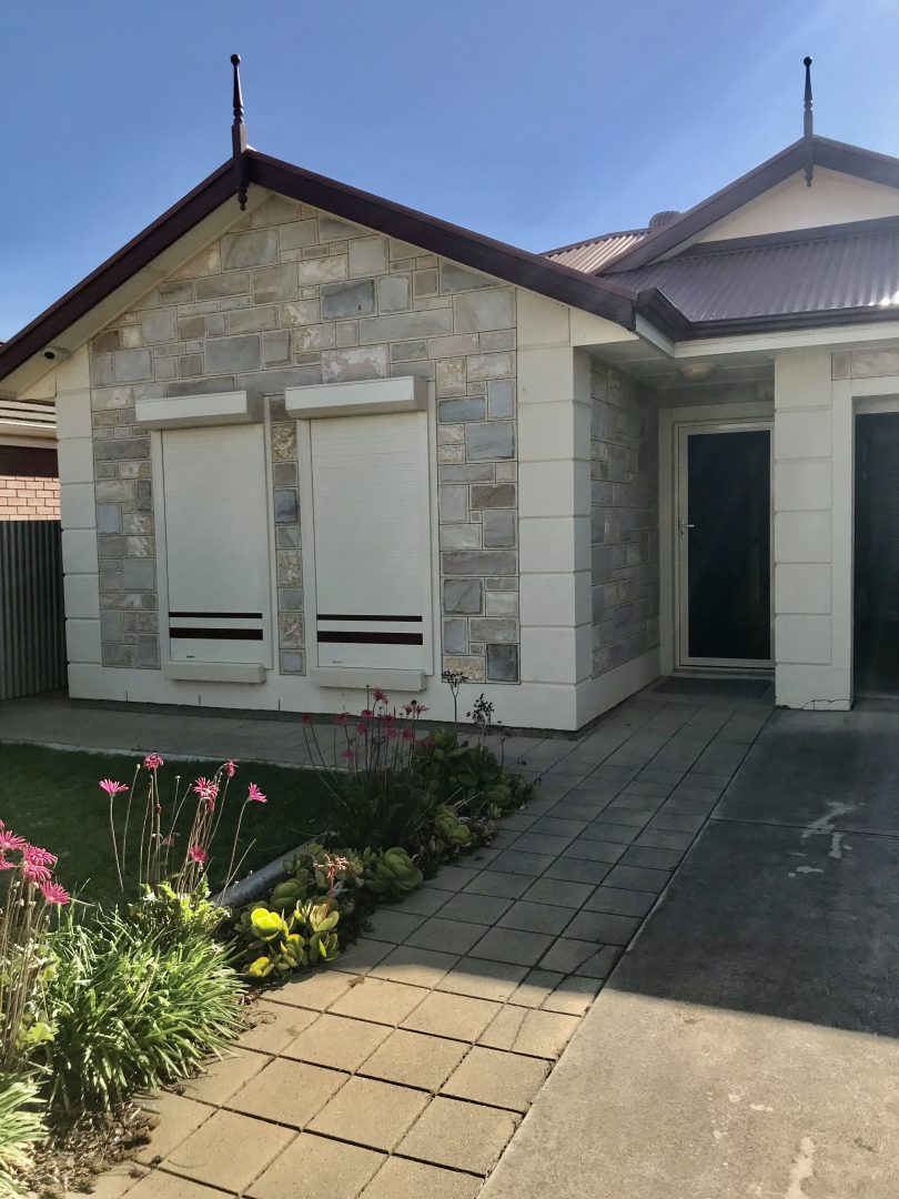 Traditional Style Roller Shutters