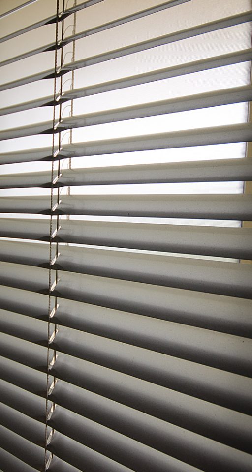 Slimline Venetian Blind 25mm Slats