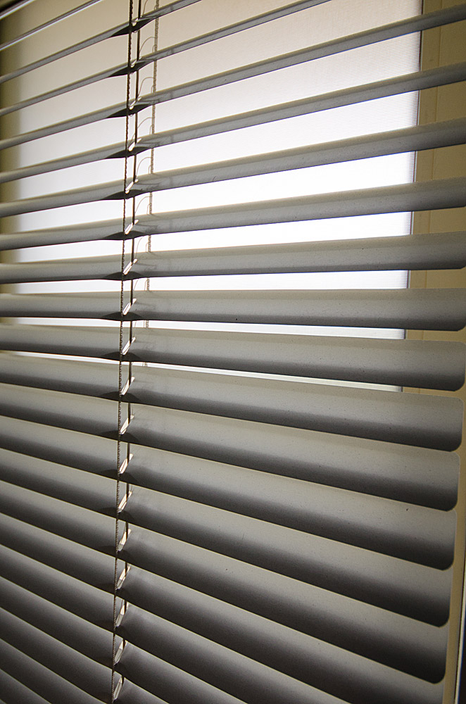 Slimline Venetian Blind 25mm Slats